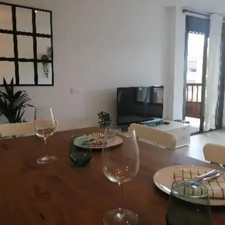 Beautiful With Pool In Mar Apartmán