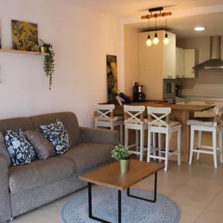 Beautiful With Pool In Mar Apartmán